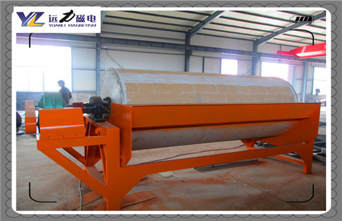 干式磁選機的正常運行和使用壽命為您解說！_磁性礦粒鐵礦錳礦干式磁選機_干式強磁選機怎樣才能增加高磁感強度的屬性？工作視頻皮帶及結(jié)構(gòu)價格 