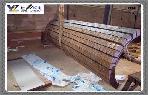 磁選機，磁選機對礦物提純有了進一步的提高！_鐵礦磁選機對礦物提純有了進一步的提高！磁場一般為多少_磁塊如何排列