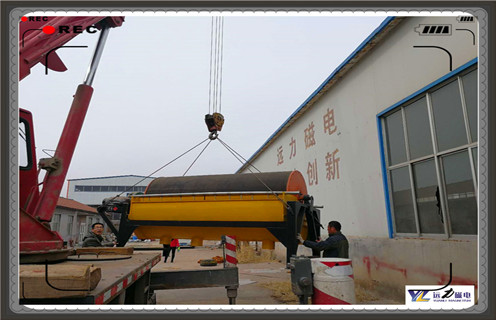 濰坊濕式磁選機(jī)廠家，濕式磁選機(jī)性能優(yōu)劣一試便知_工作原理_釩鈦鐵礦濰坊濕式磁選機(jī)廠家，濕式磁選機(jī)性能優(yōu)劣一試便知型號(hào)參數(shù)及磁場(chǎng)強(qiáng)度 