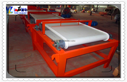 干式磁選機,選擇優(yōu)質(zhì)大塊干式磁選機生產(chǎn)廠家要看重什么條件_磁性礦選擇優(yōu)質(zhì)大塊干式磁選機生產(chǎn)廠家要看重什么條件_選擇優(yōu)質(zhì)大塊干式磁選機生產(chǎn)廠家要看重什么條件工作視頻皮帶及結構價格 干式磁選機,選擇優(yōu)質(zhì)大塊干式磁選機生產(chǎn)廠家要看重什么條件_磁性礦選擇優(yōu)質(zhì)大塊干式磁選機生產(chǎn)廠家要看重什么條件_選擇優(yōu)質(zhì)大塊干式磁選機生產(chǎn)廠家要看重什么條件工作視頻皮帶及結構價格