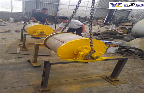 滾筒磁選機(jī)，科技決定滾筒磁選機(jī)更好發(fā)展_鐵礦選礦科技決定滾筒磁選機(jī)更好發(fā)展磁場(chǎng)一般為多少_磁塊如何排列