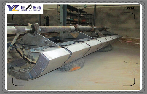 強(qiáng)磁磁選機(jī)，強(qiáng)磁磁選機(jī)廠家推動(dòng)強(qiáng)磁磁選機(jī)走向國際市場_結(jié)構(gòu)原理圖_強(qiáng)磁磁選機(jī)廠家推動(dòng)強(qiáng)磁磁選機(jī)走向國際市場能選三氧化二鐵嗎？