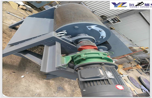 干式磁選機(jī)，玉林干式輥式磁選機(jī)_跑礦原因_錳礦玉林干式輥式磁選機(jī)一般是多少_生產(chǎn)廠家