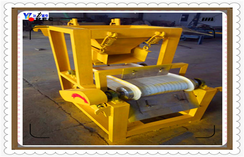 干式強(qiáng)磁磁選機(jī)，江西干式強(qiáng)磁場(chǎng)輥式磁選機(jī)_江西干式強(qiáng)磁場(chǎng)輥式磁選機(jī)工作視頻十大品牌教你如何選擇設(shè)備