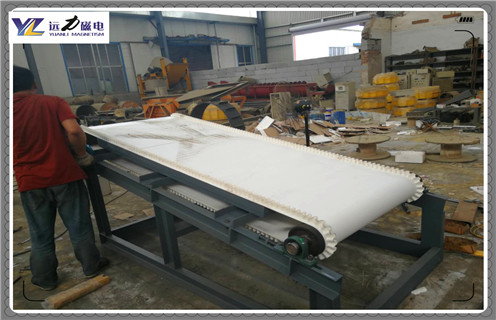 平板磁選機(jī)，青海平板磁選機(jī)工藝流程_青海平板磁選機(jī)工藝流程如何配置，選三氧化二鐵嗎？