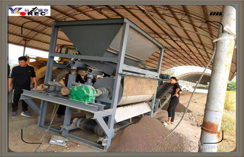 鐵礦磁選機，江蘇鐵礦磁選機多少錢1臺_江蘇鐵礦磁選機多少錢1臺如何選鐵參數(shù)規(guī)格一般是多少_生產(chǎn)廠家